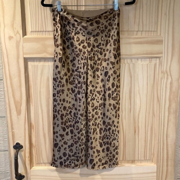 L’agence SILK BIAS ANIMAL PRINT MIDI SKIRT- BROWN- SIZE XS- NWT - Picture 2 of 5